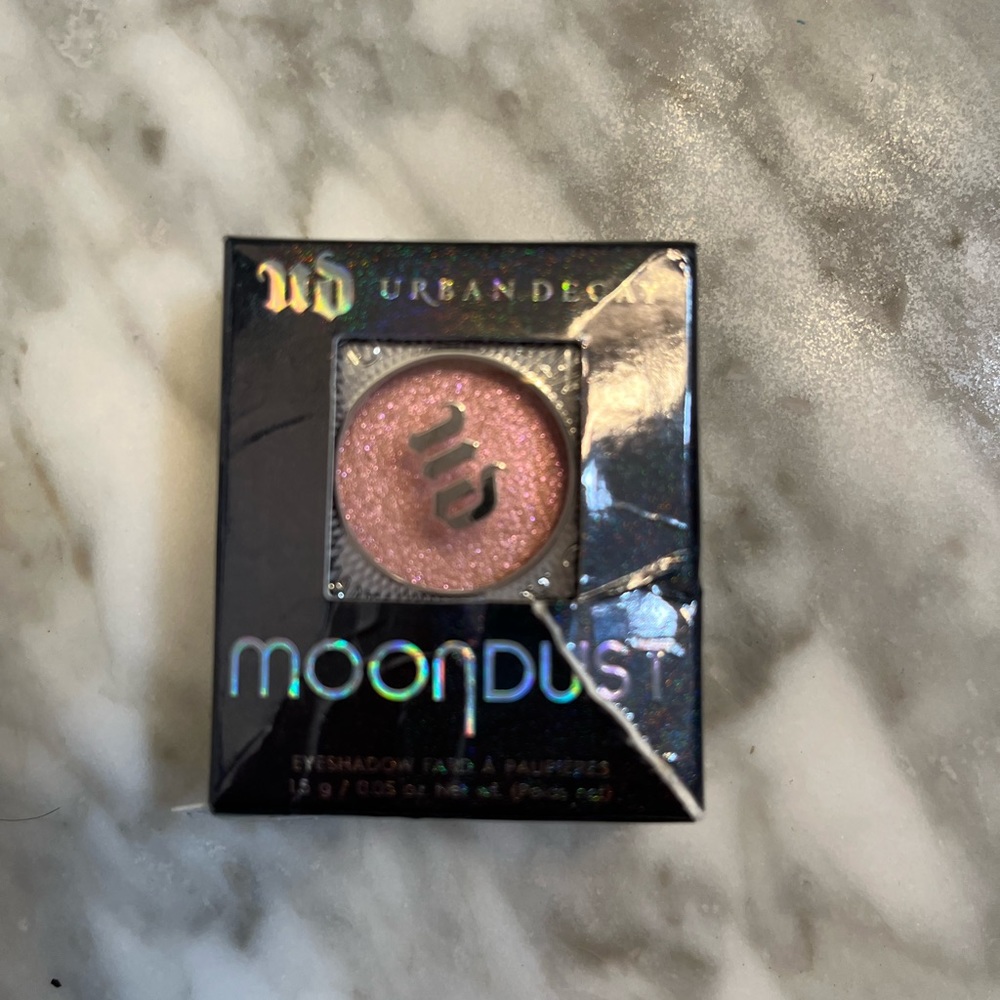 Urban decay Moon Dust, eyeshadow in Specter